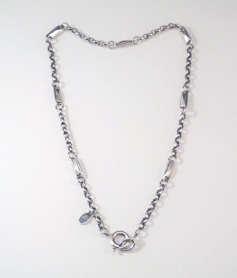 Facet-Link-Necklace-Charmed-Necklaces