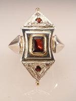 STARBURST GARNET RING